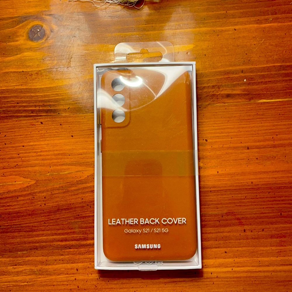 NWT Samsung Galaxy S21 Leather Case